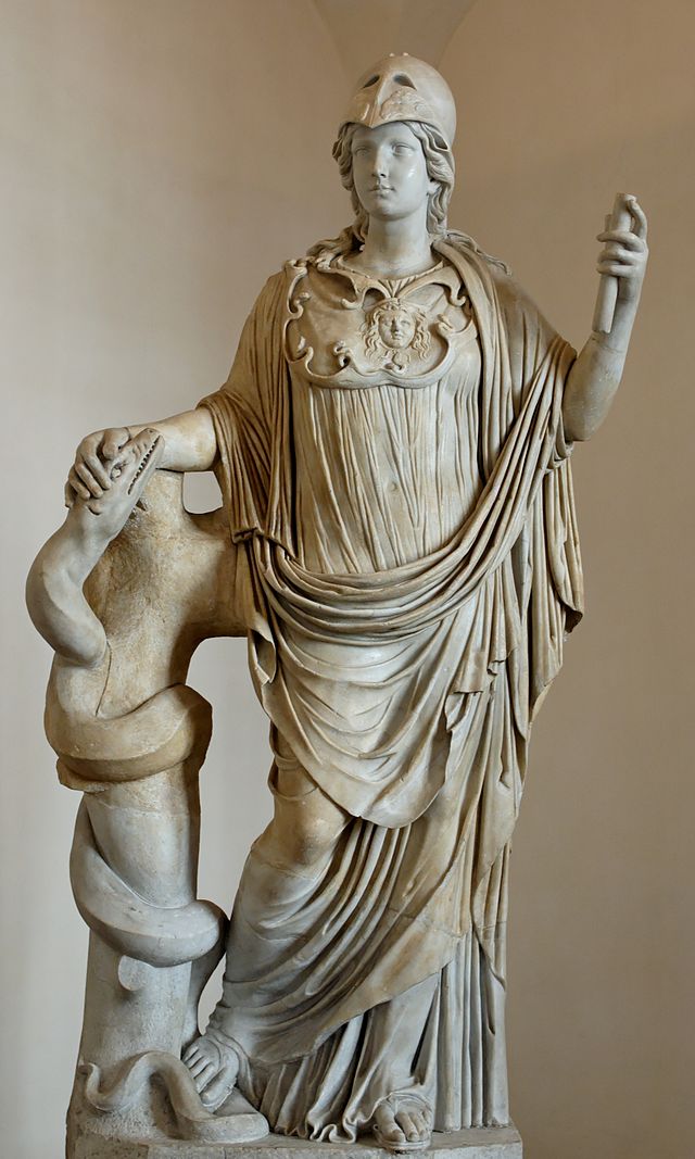 Статуя афины в Национальном музее Палаццо Альтемпс