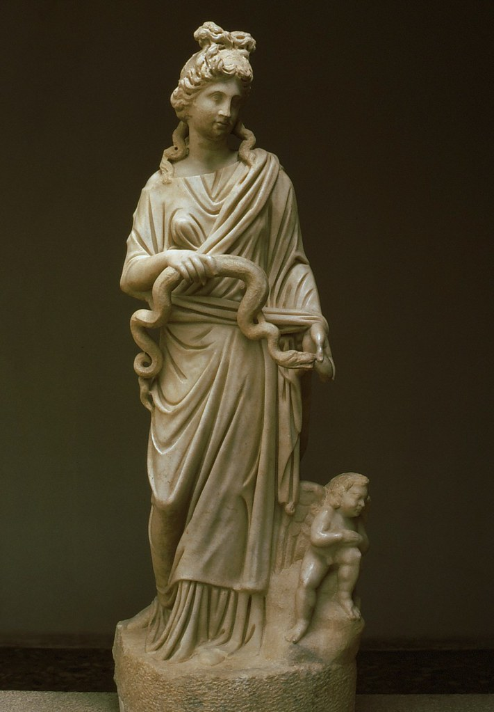 Скульптура Гигиеи Археологический музей, остров Кос, Греция.