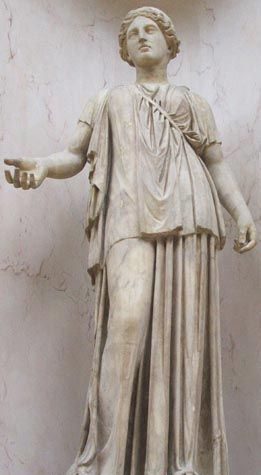 Артемида-Диана, греко-римская мраморная статуя