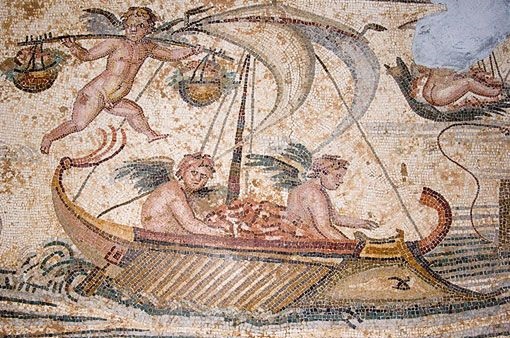 Парусная лодка Эротов, греко-римская мозаика нашей эры, Музей Красный замок, Триполи